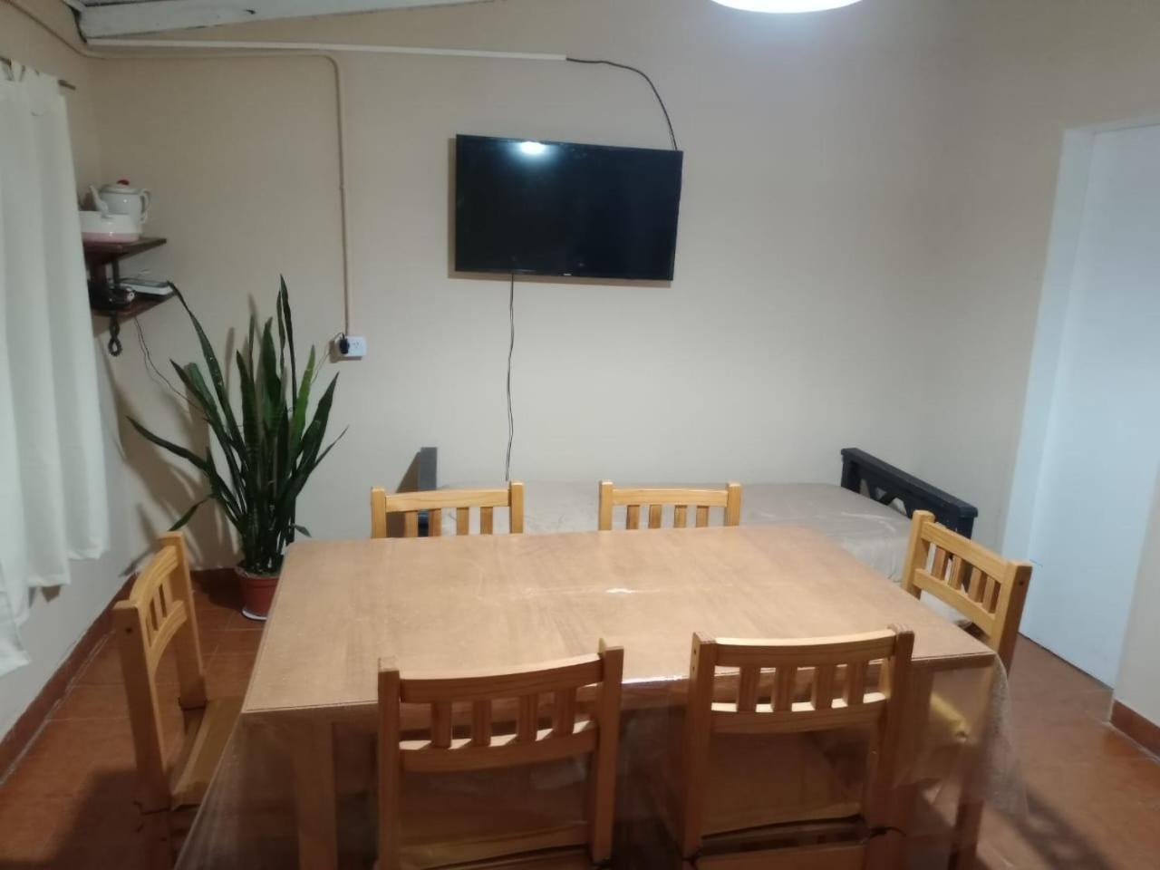 Casa De Abuelos *